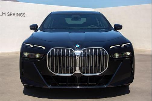 2024 BMW 760 i xDrive