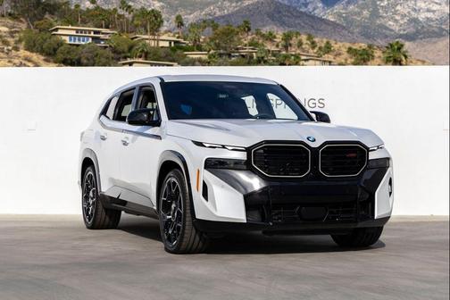 Mineral White Metallic 2026 BMW XM Label