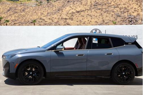 2023 BMW iX M60