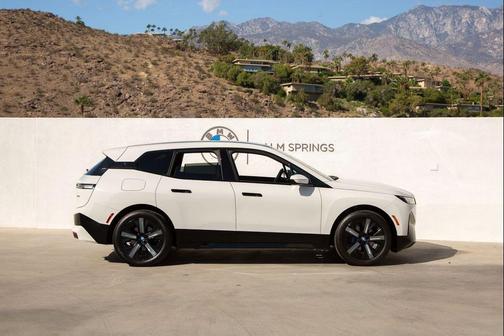2024 BMW iX xDrive50
