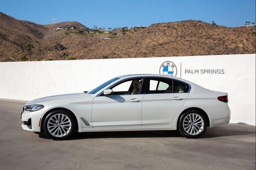 2023 BMW 530 i