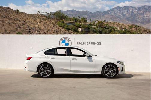 2023 BMW 330 330i