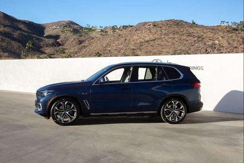 2023 BMW X5 PHEV xDrive45e