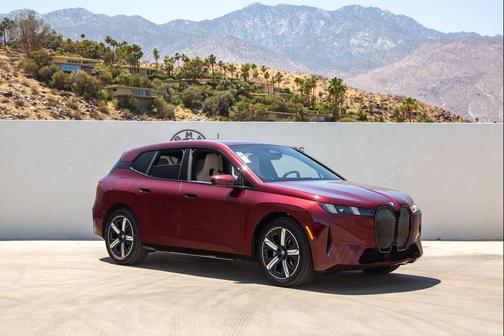 2026 BMW iX xDrive45