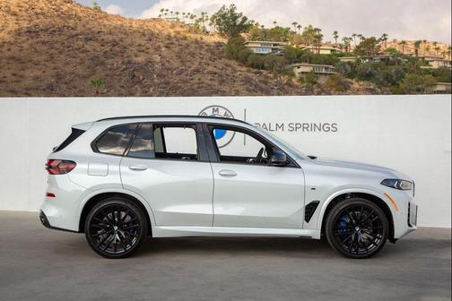 2026 BMW X5 M60i