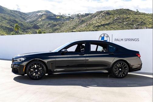 2022 BMW 750 i xDrive