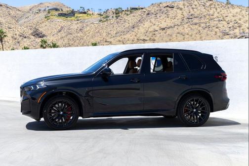 Black Sapphire Metallic 2026 BMW X5 M60i