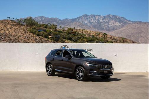 2022 Volvo XC60 Recharge Plug-In Hybrid T8 Inscription