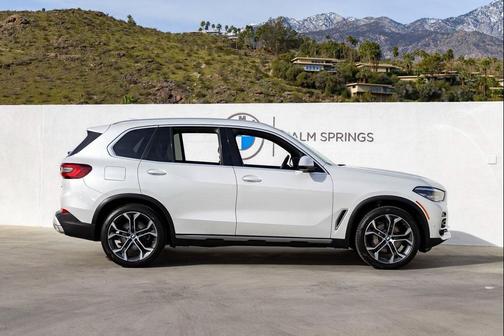 2023 BMW X5 sDrive40i