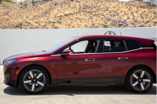 2023 BMW iX xDrive50