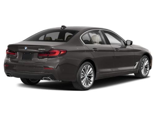 Bernina Grey Amber Effect Metallic 2021 BMW 530e Base
