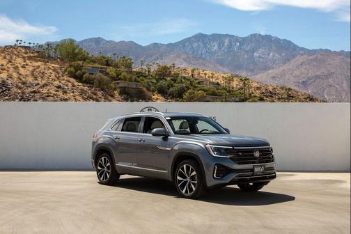 2024 Volkswagen Atlas Cross Sport 2.0T SEL Premium