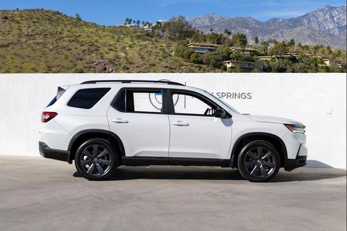 2025 Honda Pilot Sport