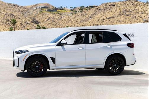 Mineral White Metallic 2026 BMW X5 sDrive40i