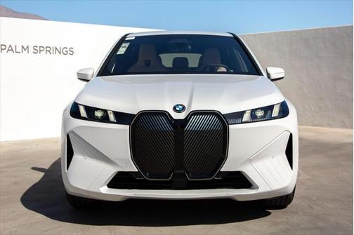2026 BMW iX xDrive45