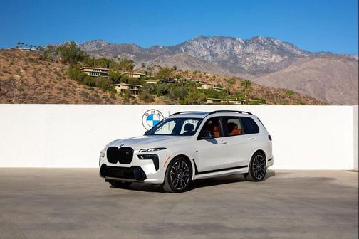 2026 BMW X7 M60i