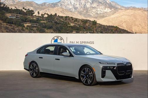 2025 BMW i7 xDrive60