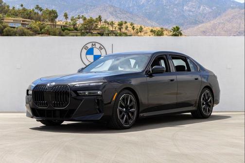 Black Sapphire Metallic 2026 BMW 760 xDrive
