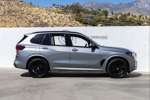 Skyscraper Grey Metallic 2026 BMW X5 sDrive40i