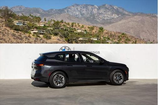 2022 BMW iX xDrive50