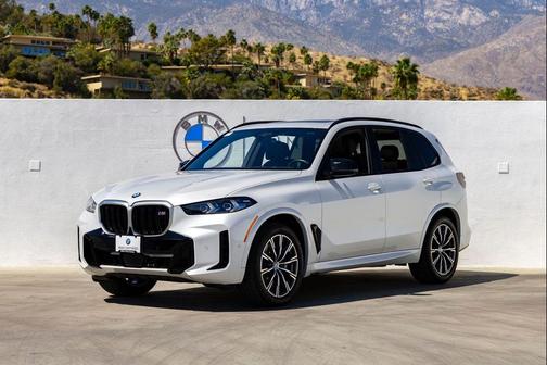Mineral White Metallic 2024 BMW X5 M60i