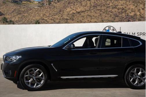 2024 BMW X4 xDrive30i
