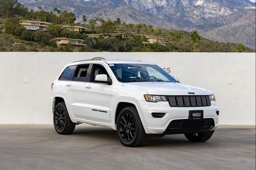 2020 Jeep Grand Cherokee Altitude