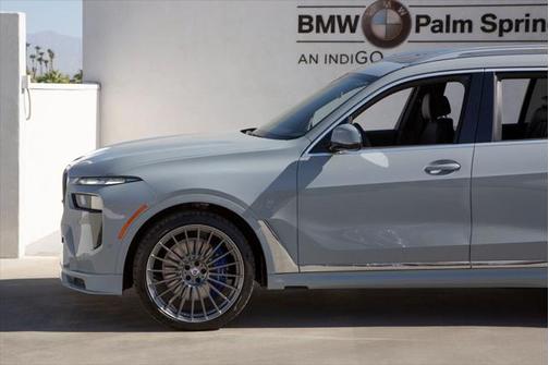 2025 BMW X7 ALPINA XB7
