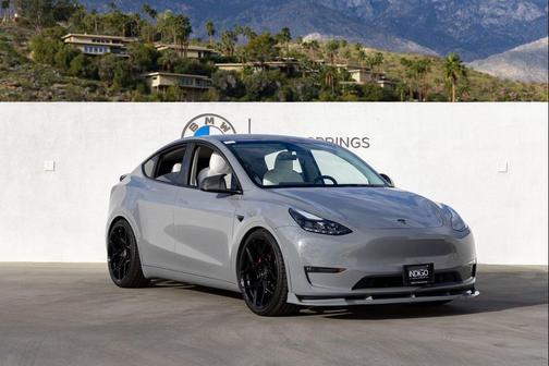 2022 Tesla Model Y Performance Dual Motor All-Wheel Drive