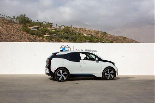 2014 BMW i3 Base w/Range Extender