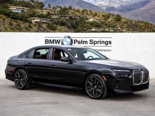 Black Sapphire Metallic 2024 BMW 760 xDrive