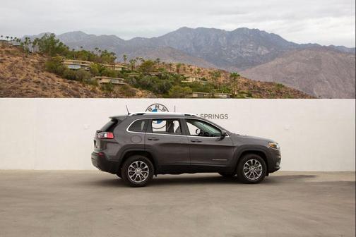 2020 Jeep Cherokee Latitude Plus