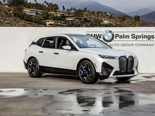 Photo 1 of 29 of 2022 BMW iX xDrive50