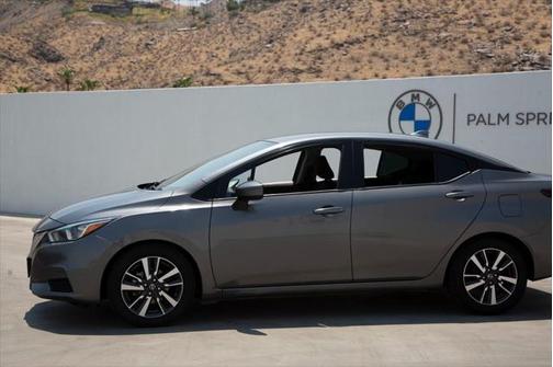 2020 Nissan Versa 1.6 SV