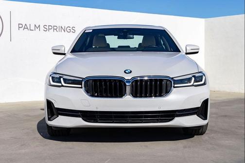 Mineral White Metallic 2023 BMW 530 i