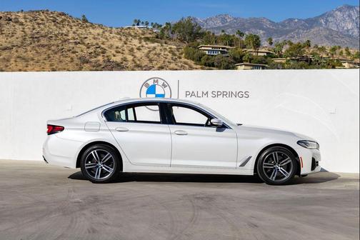 Mineral White Metallic 2023 BMW 530 i