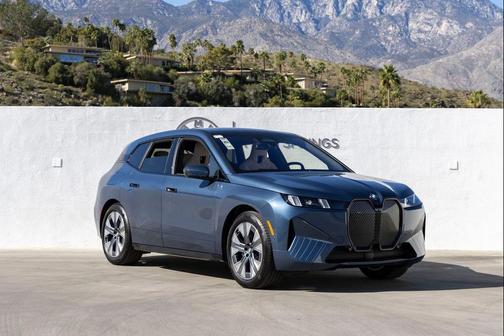 2026 BMW iX xDrive45