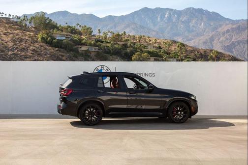 2023 BMW X3 M40i