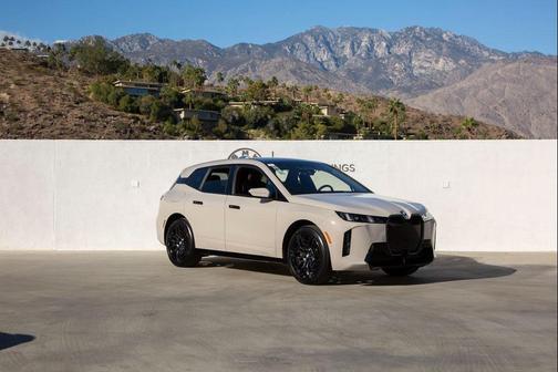 2026 BMW iX xDrive60