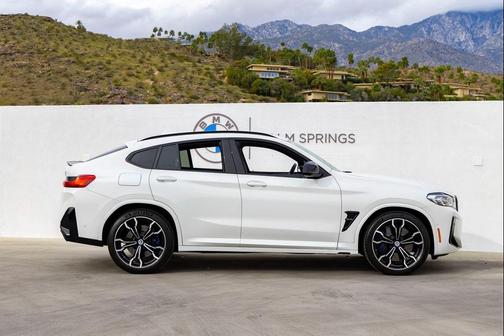 2023 BMW X4 M AWD