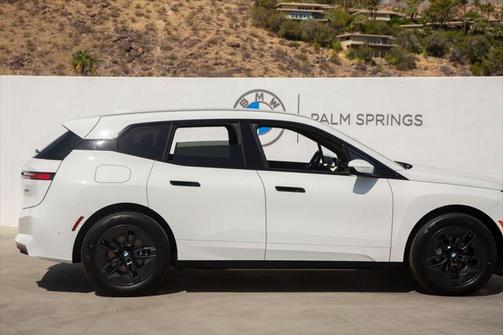 2026 BMW iX xDrive45