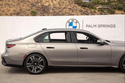 2025 BMW 760 i xDrive