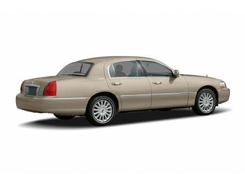 Light Ice Blue Clearcoat Metallic 2006 Lincoln Town Car Signature