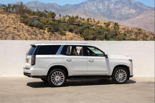 2023 Cadillac Escalade Premium Luxury