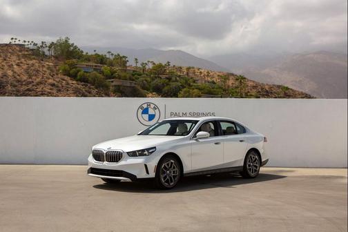 2026 BMW 530 i