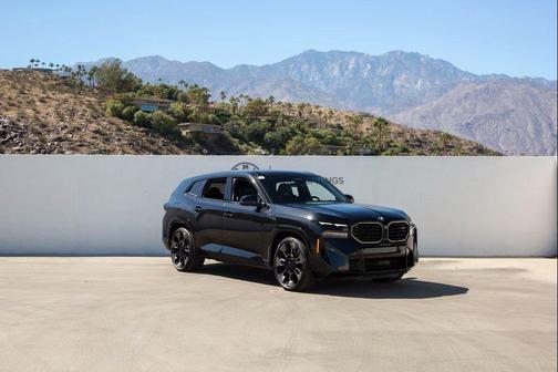 2023 BMW XM Base