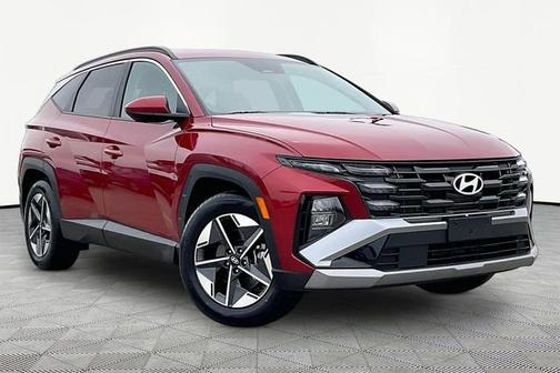 Red 2025 Hyundai TUCSON SEL