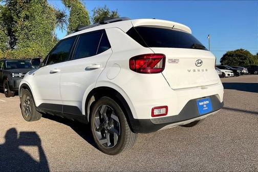 2021 Hyundai VENUE SEL