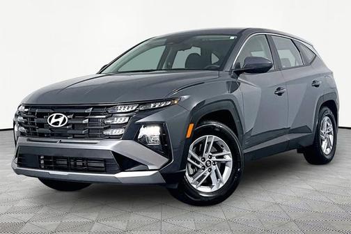 Gray 2026 Hyundai TUCSON SE