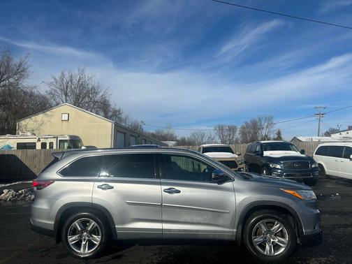 2015 Toyota Highlander Limited Platinum